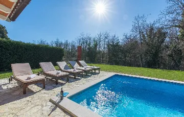 Modern Villa in Barban for Up to 8 Guests