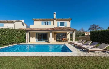 Modern Villa in Barban for Up to 8 Guests