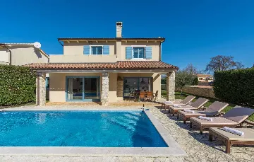 Modern Villa in Barban for Up to 8 Guests