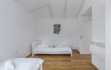 4-Bedroom Villa with Private Pool in Rojnići