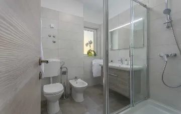 Poreč 4-Bedroom Villa with Private Pool and Terrace