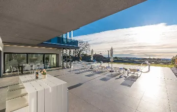 Kaštelir Villa for Up to 10 Guests with Private Pool