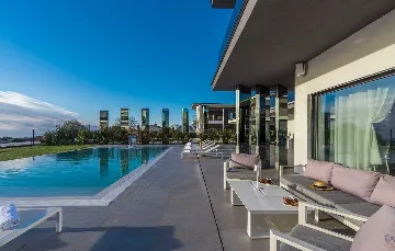 Kaštelir Villa for Up to 10 Guests with Private Pool