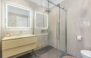 Kaštelir Villa for Up to 10 Guests with Private Pool