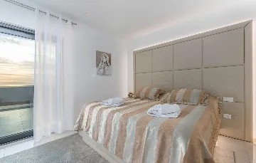 Kaštelir Villa for Up to 10 Guests with Private Pool