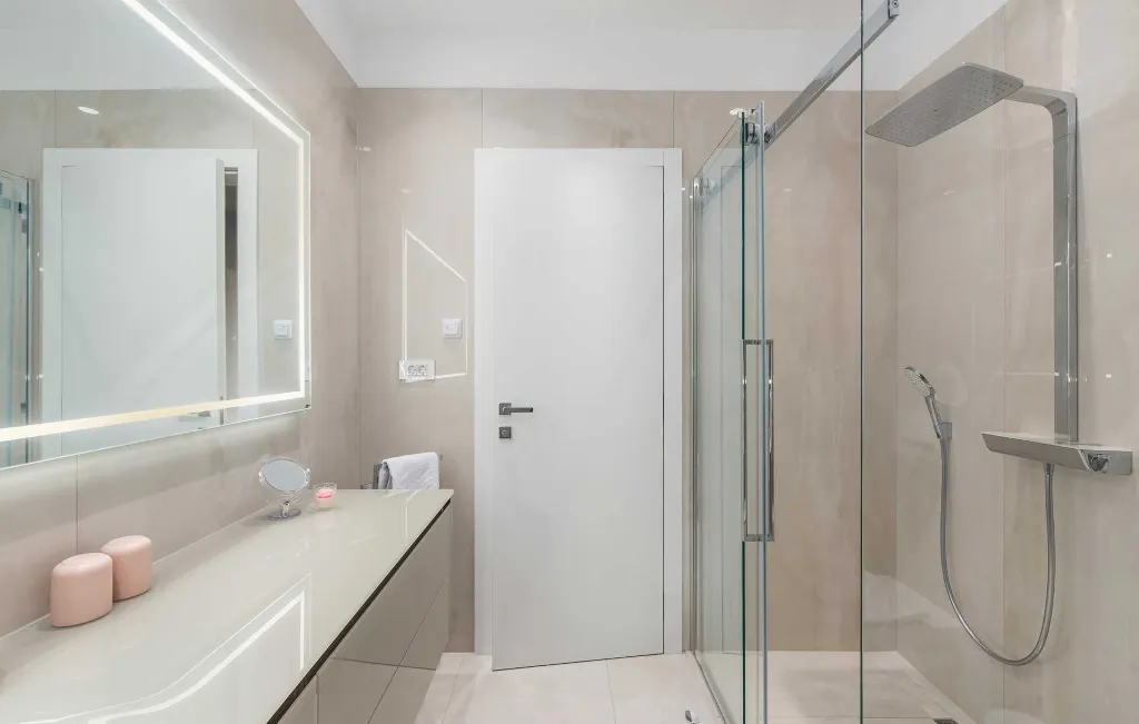 Kaštelir Villa for Up to 10 Guests with Private Pool