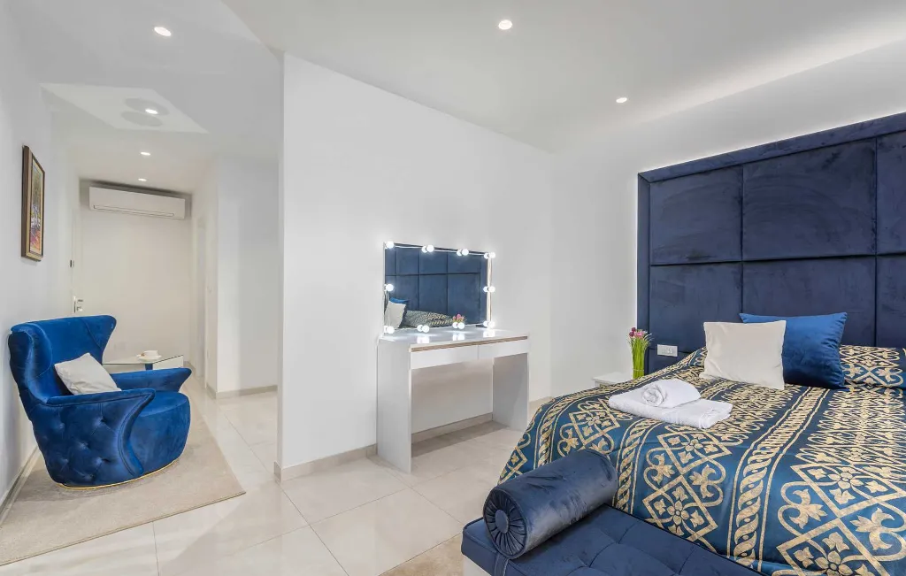 Kaštelir Villa for Up to 10 Guests with Private Pool