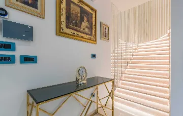 Kaštelir Villa for Up to 10 Guests with Private Pool