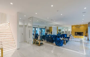 Kaštelir Villa for Up to 10 Guests with Private Pool