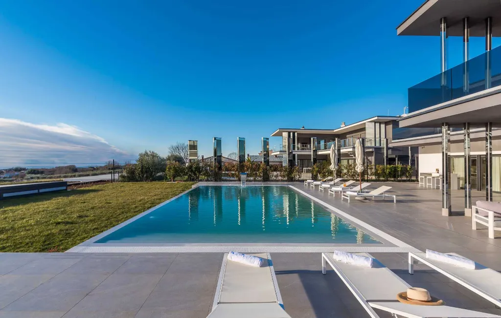 Kaštelir Villa for Up to 10 Guests with Private Pool