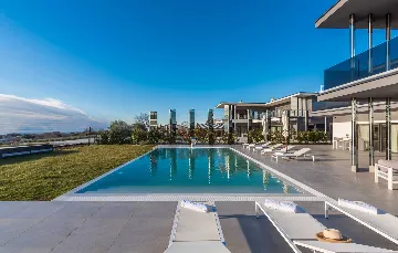 Kaštelir Villa for Up to 10 Guests with Private Pool