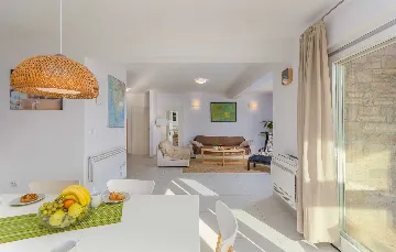 3-Bedroom Villa with Private Pool in Barban