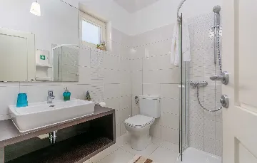 3-Bedroom Villa with Private Pool in Barban