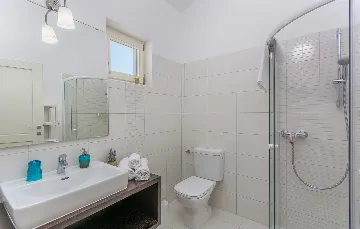 3-Bedroom Villa with Private Pool in Barban