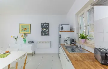 3-Bedroom Villa with Private Pool in Barban