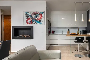 4-Bedroom Villa in Malinska for 8 Guests