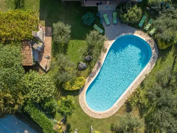 Poreč 5-Bedroom Villa with Pool and Garden