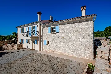Rustic Stone Villa in Krmed for Up to 10 Guests