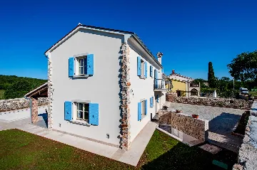 Rustic Stone Villa in Krmed for Up to 10 Guests