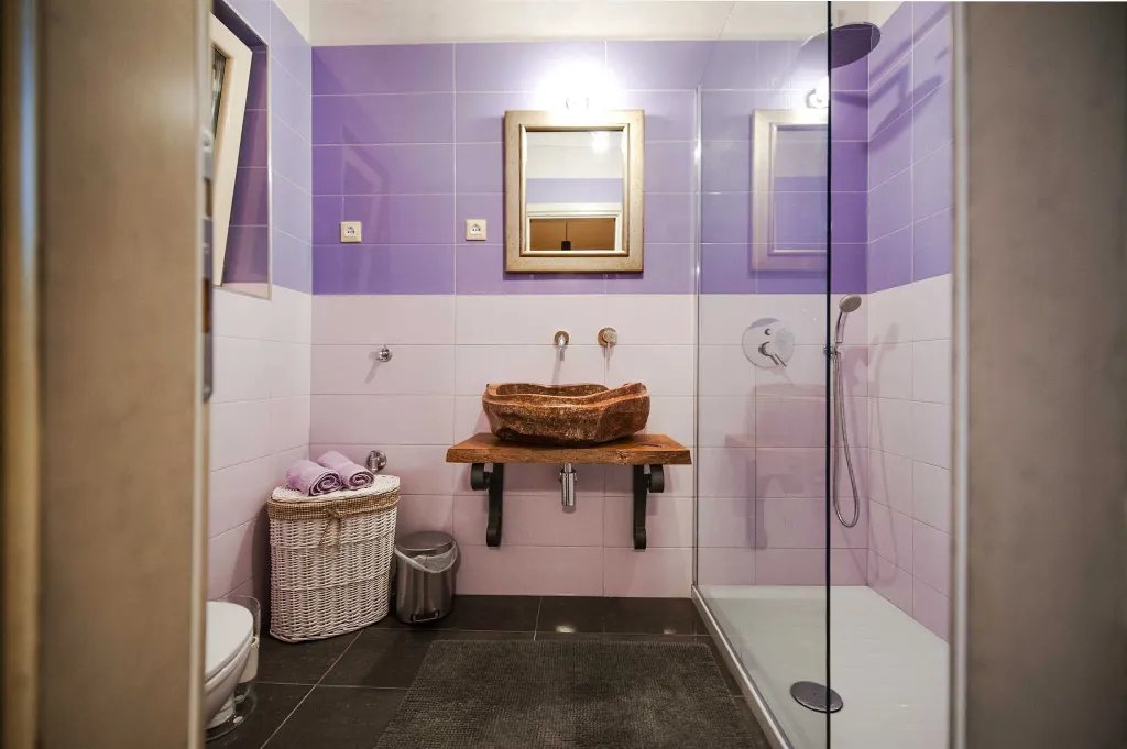 Rustic Stone Villa in Krmed for Up to 10 Guests