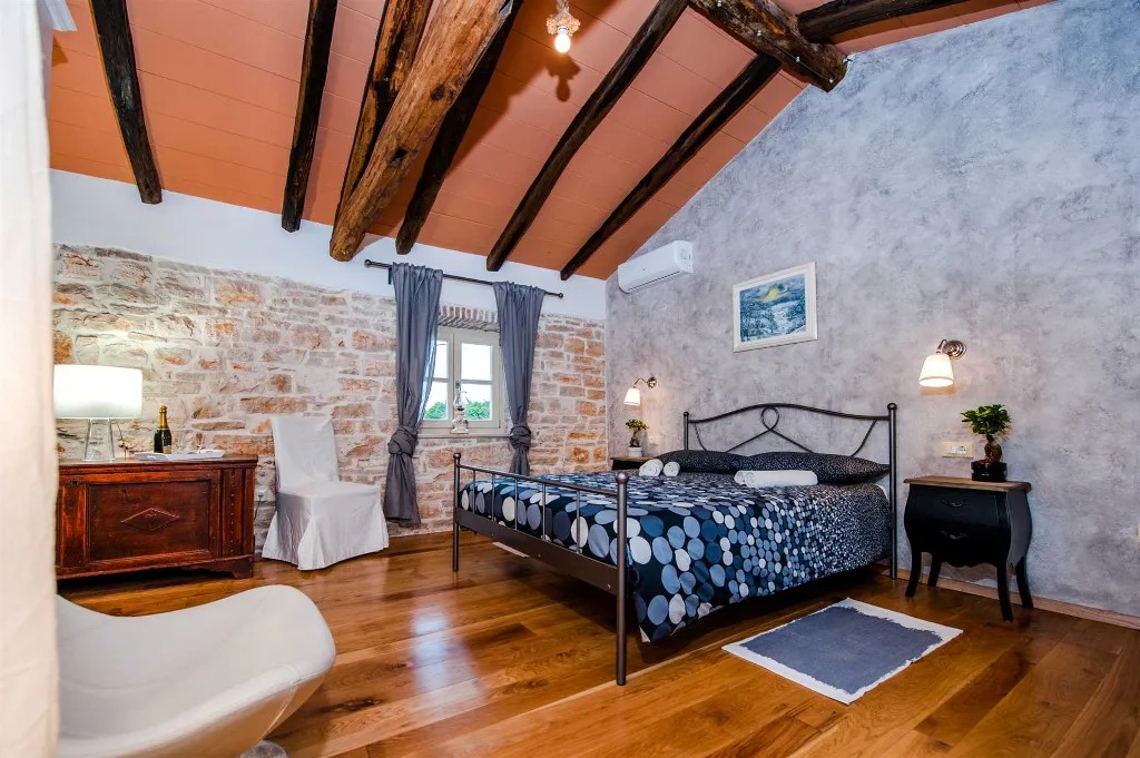 Rustic Stone Villa in Krmed for Up to 10 Guests