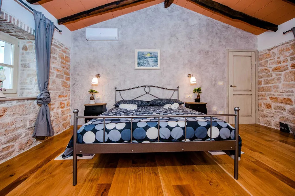 Rustic Stone Villa in Krmed for Up to 10 Guests