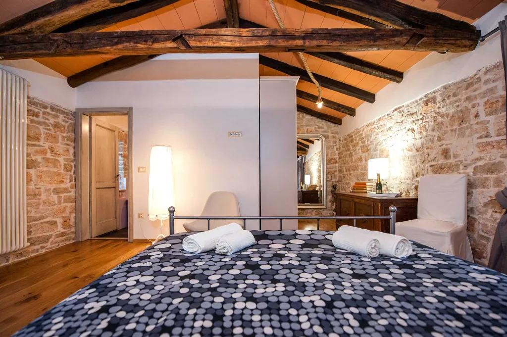Rustic Stone Villa in Krmed for Up to 10 Guests