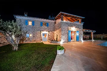 Rustic Stone Villa in Krmed for Up to 10 Guests