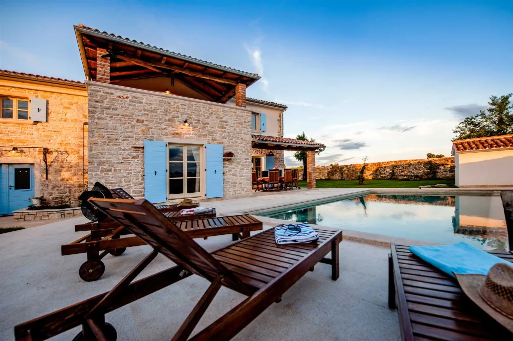 Rustic Stone Villa in Krmed for Up to 10 Guests