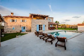 Rustic Stone Villa in Krmed for Up to 10 Guests