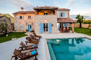 Rustic Stone Villa in Krmed for Up to 10 Guests