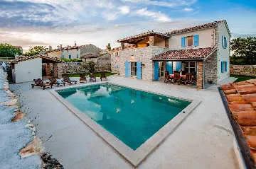 Rustic Stone Villa in Krmed for Up to 10 Guests