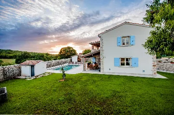 Rustic Stone Villa in Krmed for Up to 10 Guests