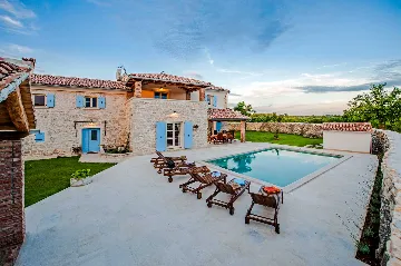 Rustic Stone Villa in Krmed for Up to 10 Guests