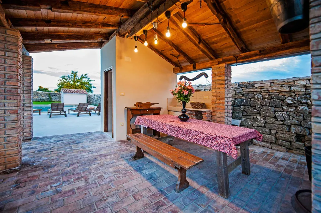 Rustic Stone Villa in Krmed for Up to 10 Guests