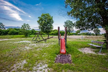 Rustic Stone Villa in Krmed for Up to 10 Guests
