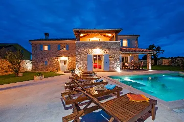 Rustic Stone Villa in Krmed for Up to 10 Guests