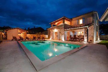 Rustic Stone Villa in Krmed for Up to 10 Guests