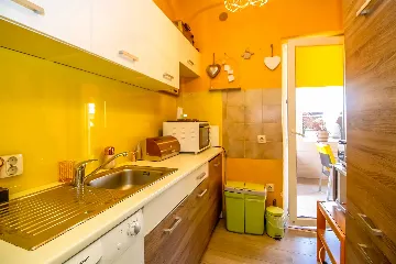 Banjole Villa for 10 Guests with Heated Pool