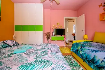 Banjole Villa for 10 Guests with Heated Pool