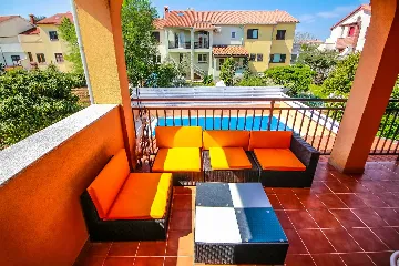 Banjole Villa for 10 Guests with Heated Pool