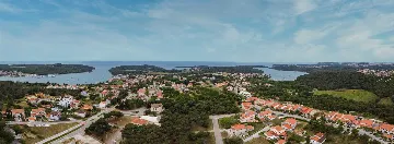 Banjole Villa for 10 Guests with Heated Pool