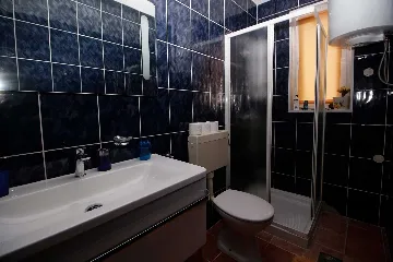 Banjole Villa for 10 Guests with Heated Pool