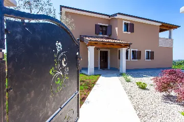 Jakovici Villa for 8 Guests with Pool & Jacuzzi