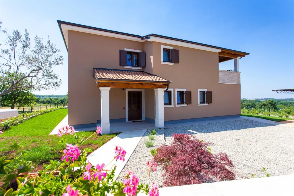 Jakovici Villa for 8 Guests with Pool & Jacuzzi