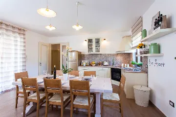 Jakovici Villa for 8 Guests with Pool & Jacuzzi