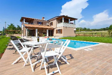 Jakovici Villa for 8 Guests with Pool & Jacuzzi
