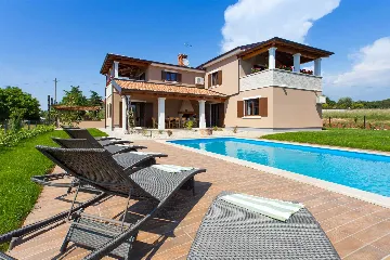 Jakovici Villa for 8 Guests with Pool & Jacuzzi