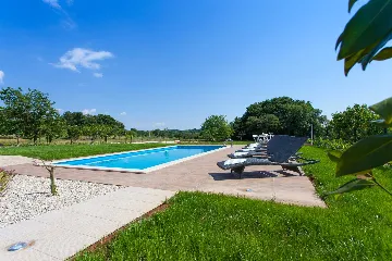 Jakovici Villa for 8 Guests with Pool & Jacuzzi