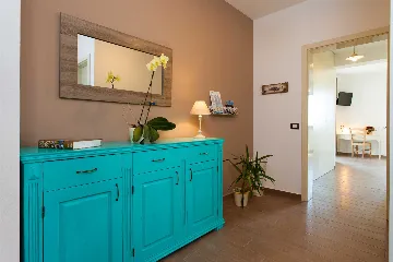 Jakovici Villa for 8 Guests with Pool & Jacuzzi